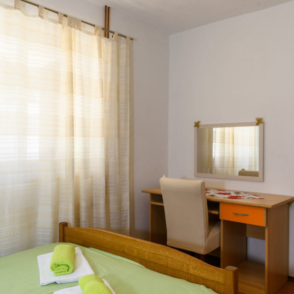 Zimmer, Apartmani Frki, Apartments Frki in der Nähe des Meeres, Marina, Dalmatien, Kroatien Marina
